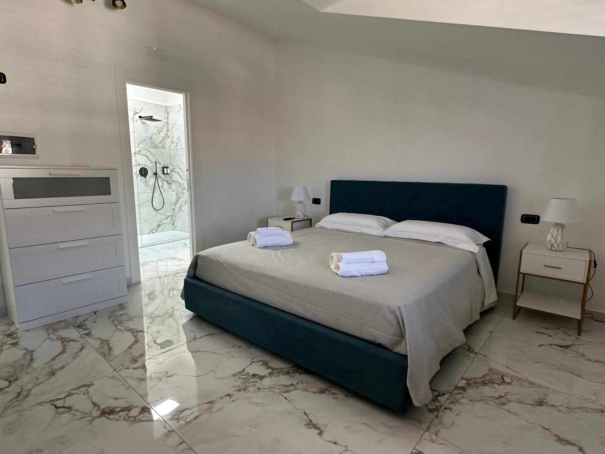 Alba Exclusive Place Hotel Bianco Buitenkant foto